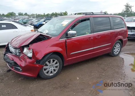 2011 Chrysler Town & Country Touring-L from USA, damaged, VIN 2A4RR8DG5BR655924